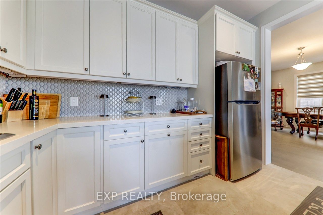 95 Bremner St