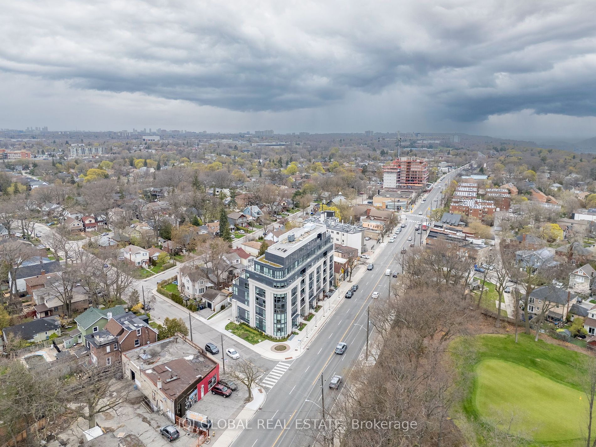 1400 Kingston Rd N, #207