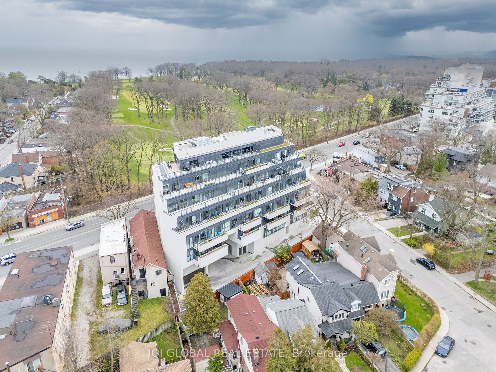1400 Kingston Rd N, #207