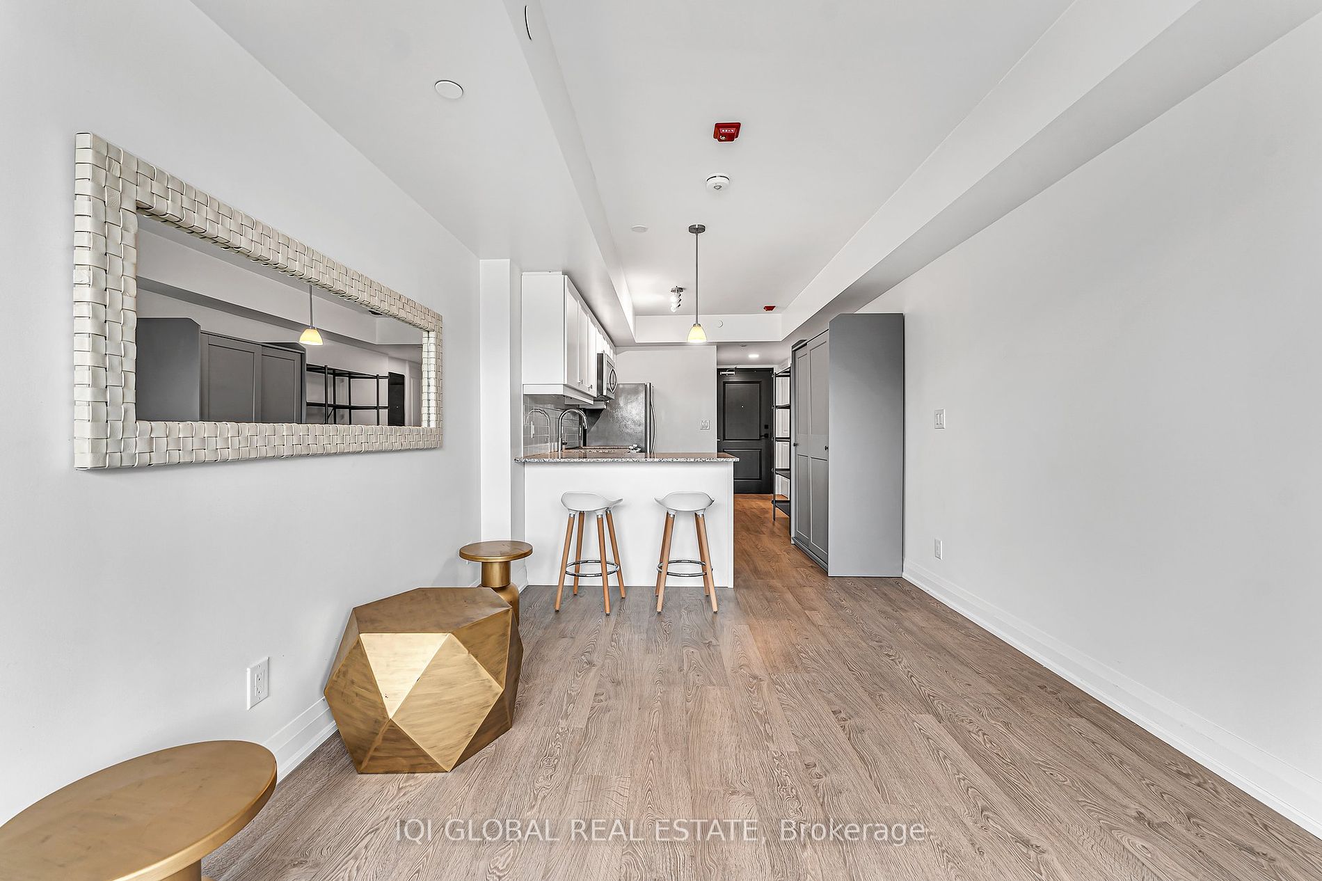 1400 Kingston Rd N, #207
