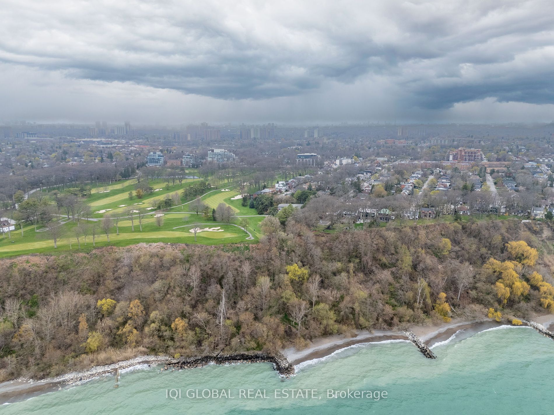 1400 Kingston Rd N, #207