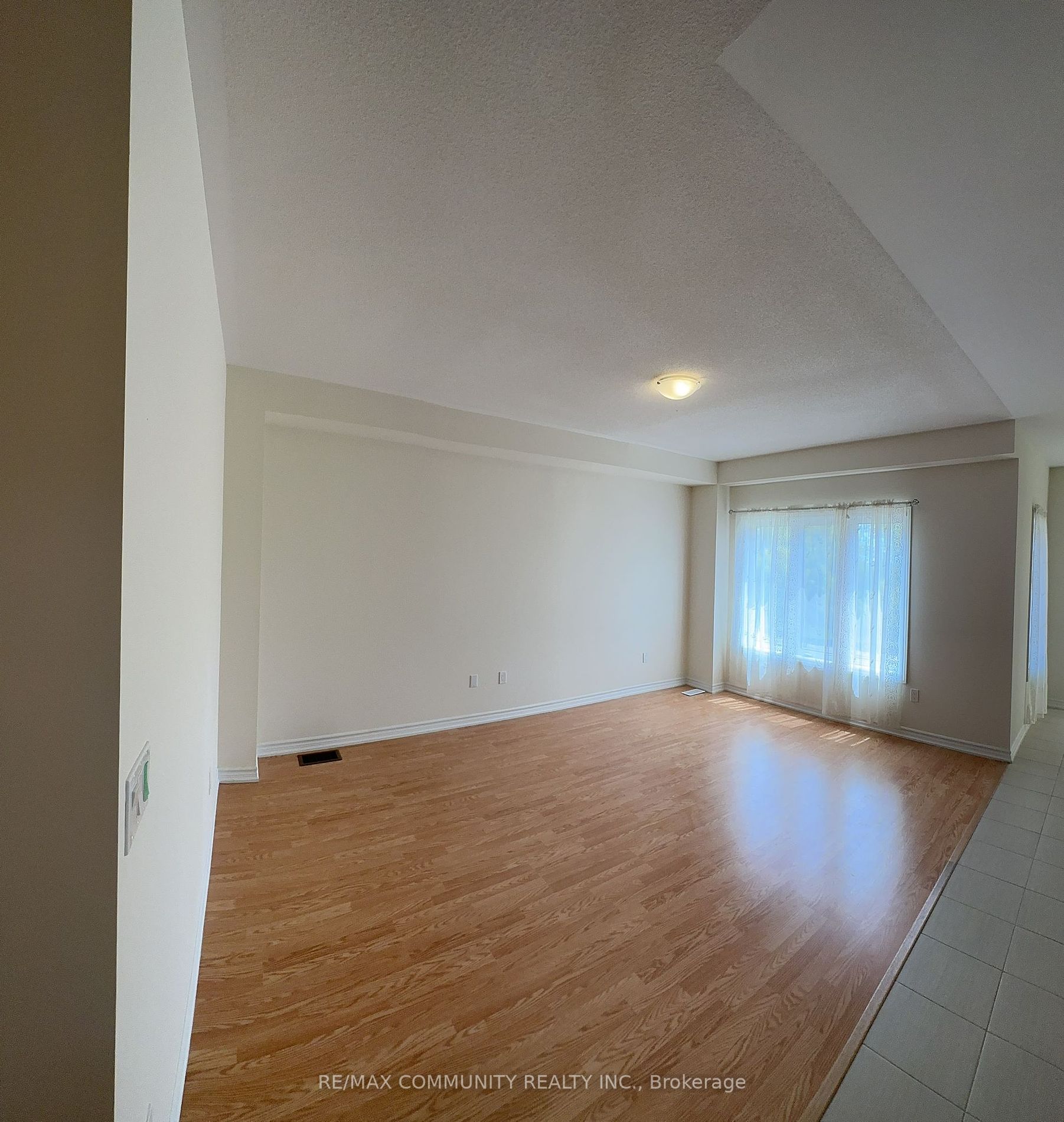 25 Jack Potts Way