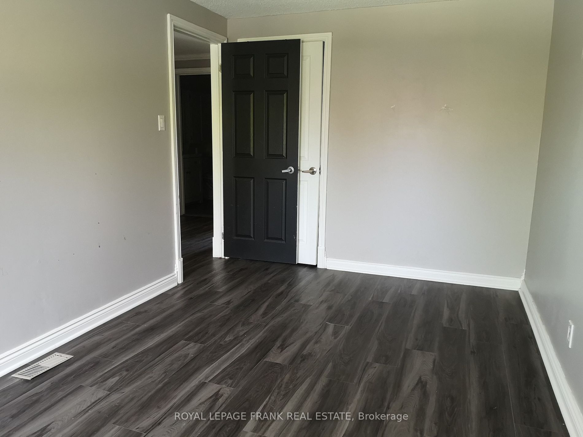 44 Deerpark Crescent