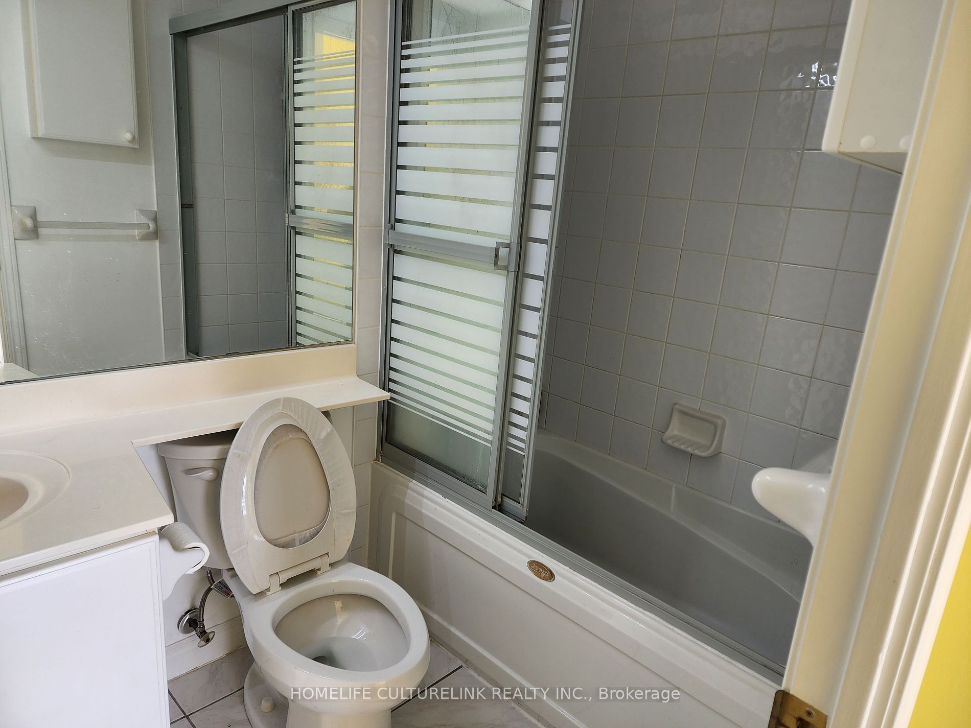 5039 Finch Avenue E, #109