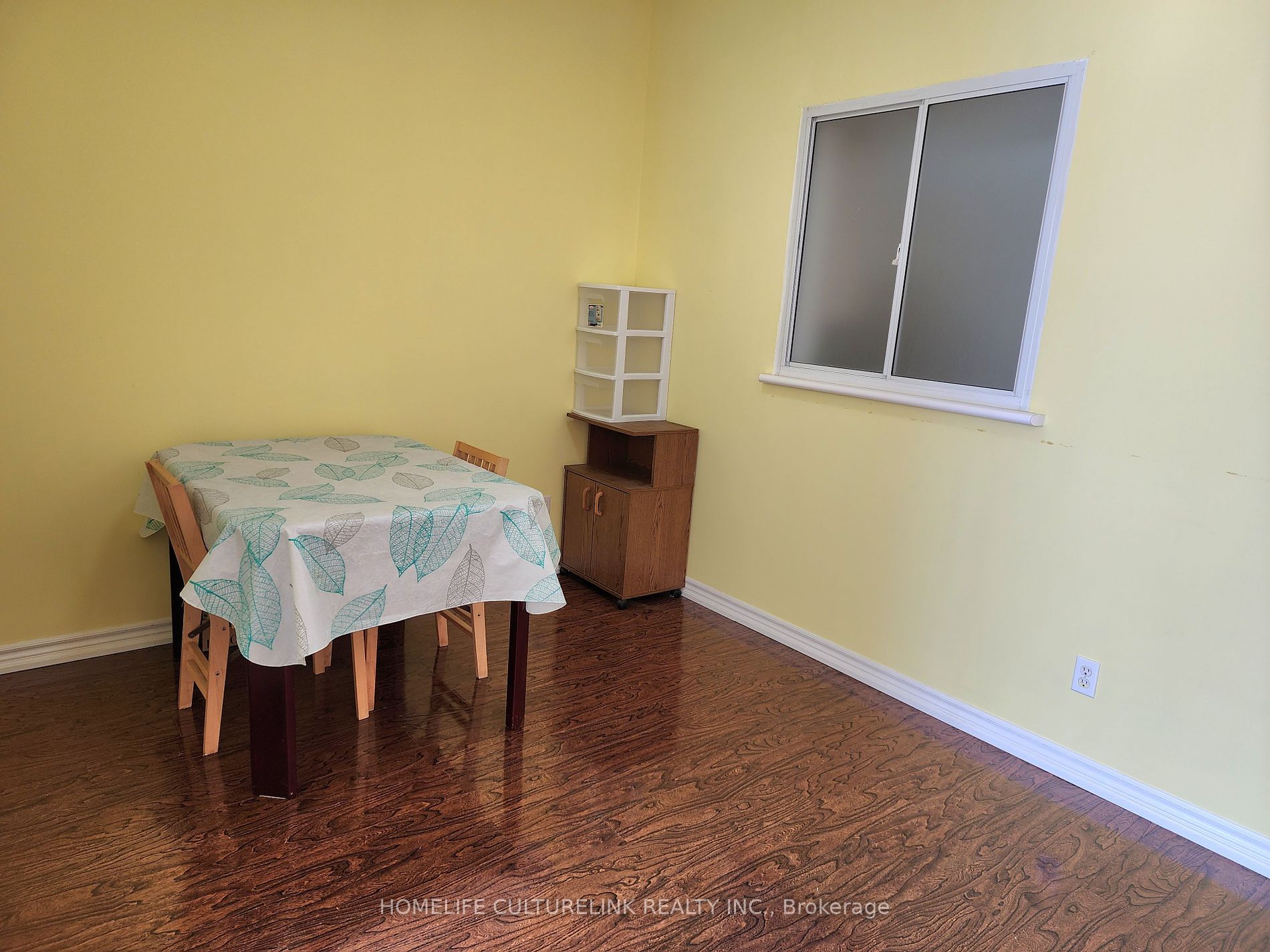 5039 Finch Avenue E, #109