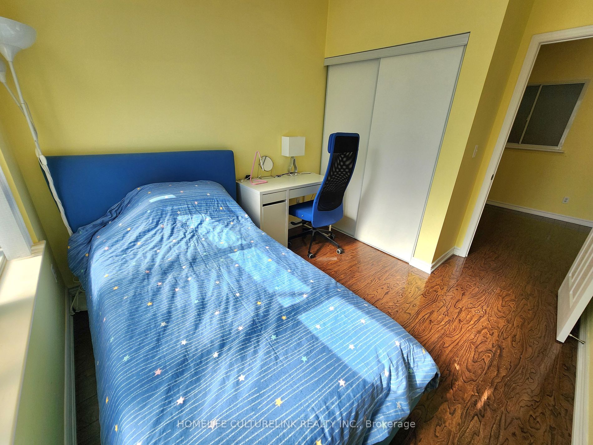 5039 Finch Avenue E, #109