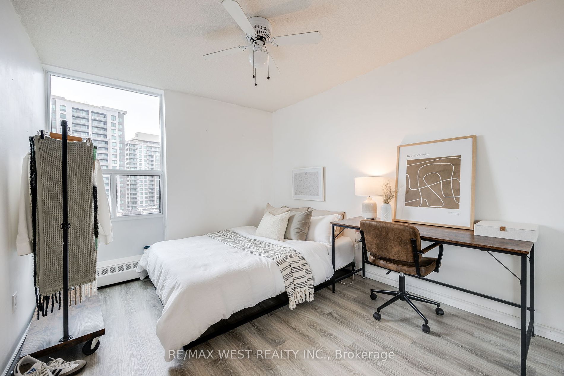 1210 Radom Street, #910