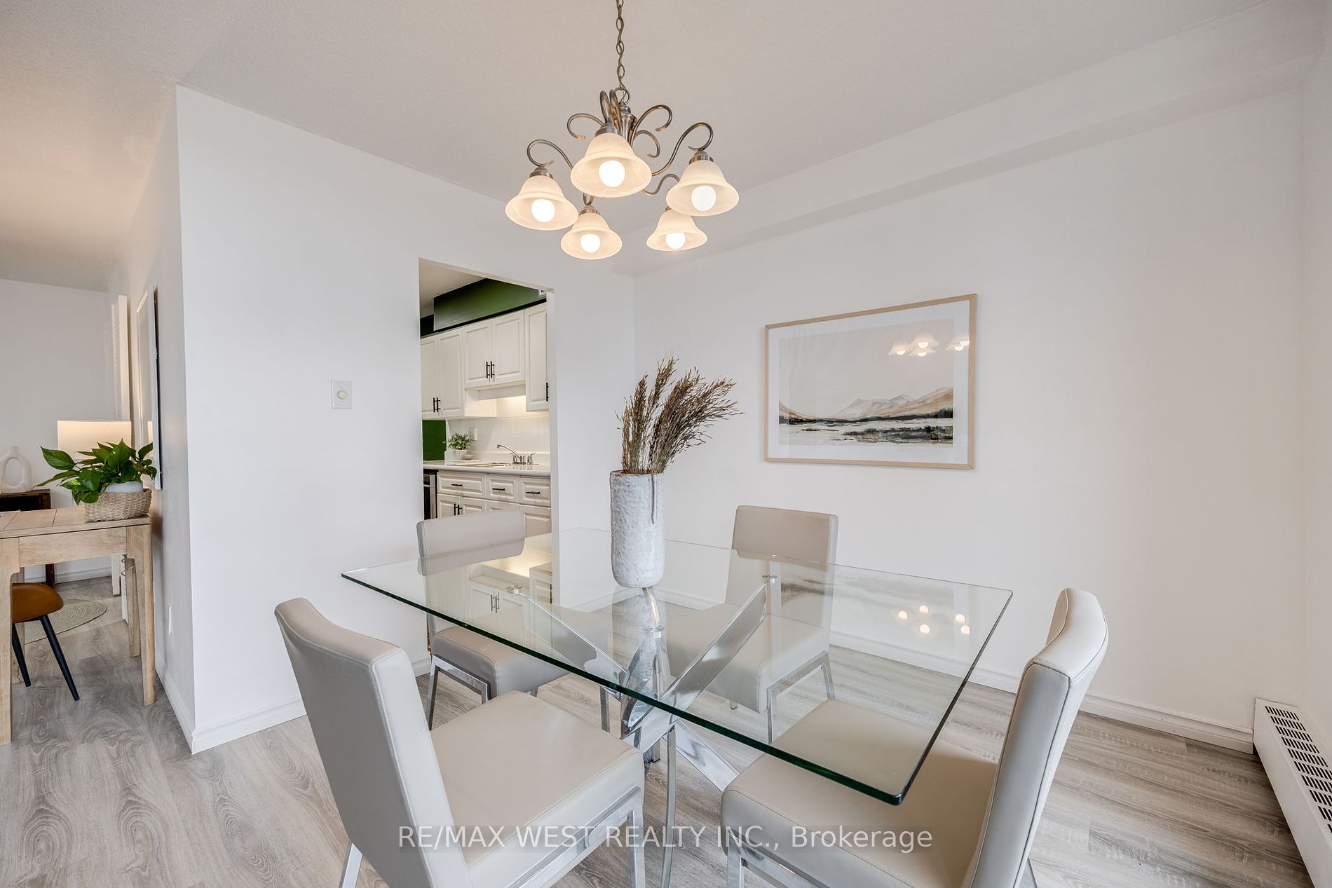 1210 Radom Street, #910