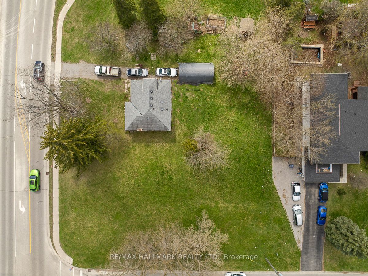 2030 Ritson Road N