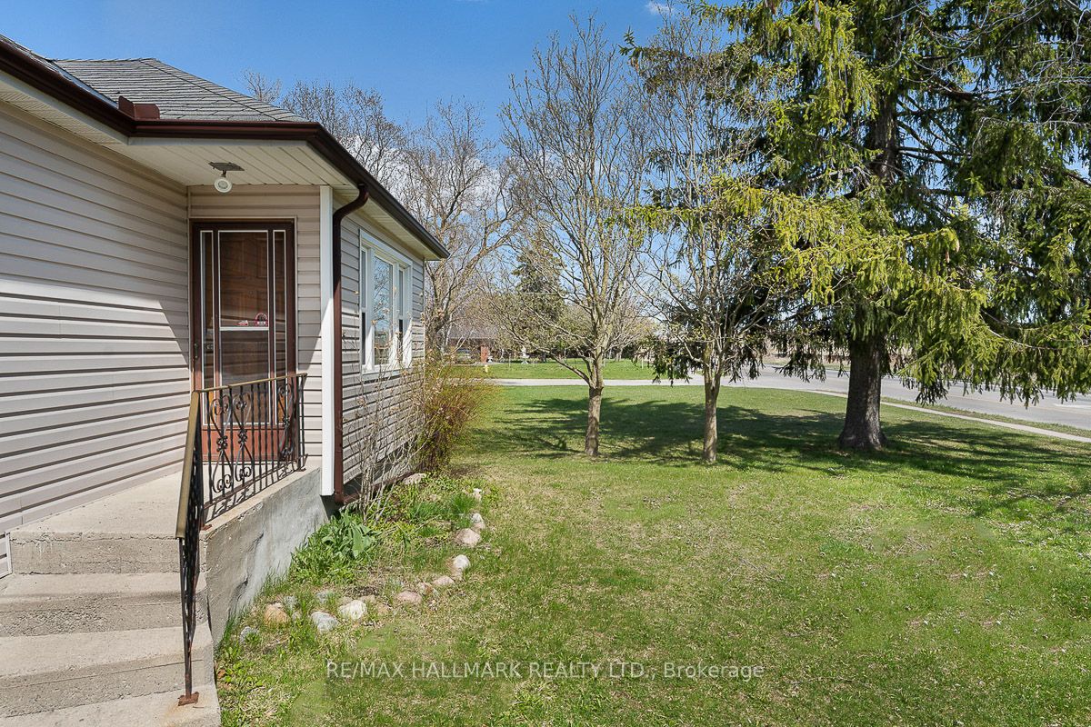 2030 Ritson Road N