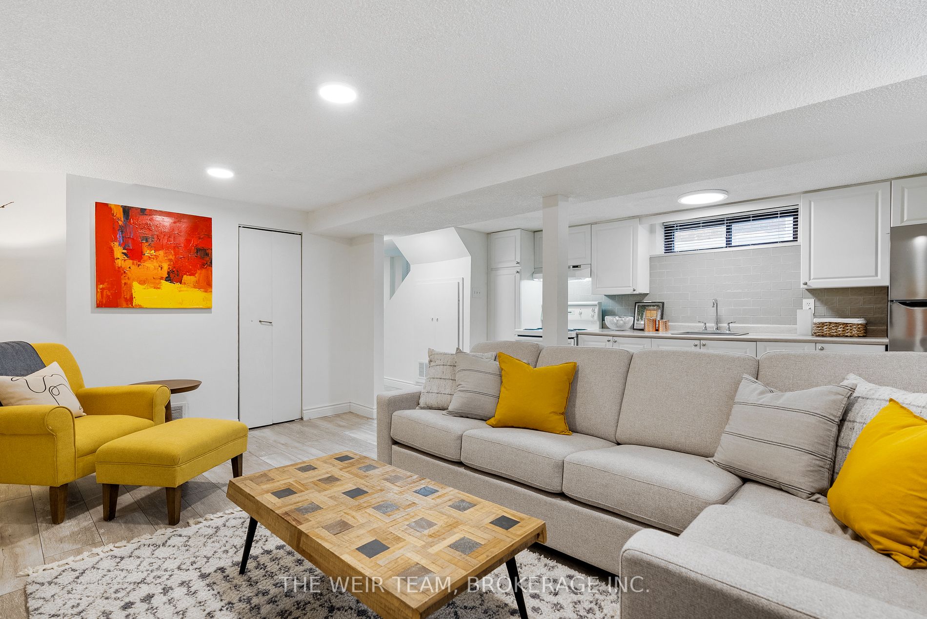 25 Oak Park Avenue