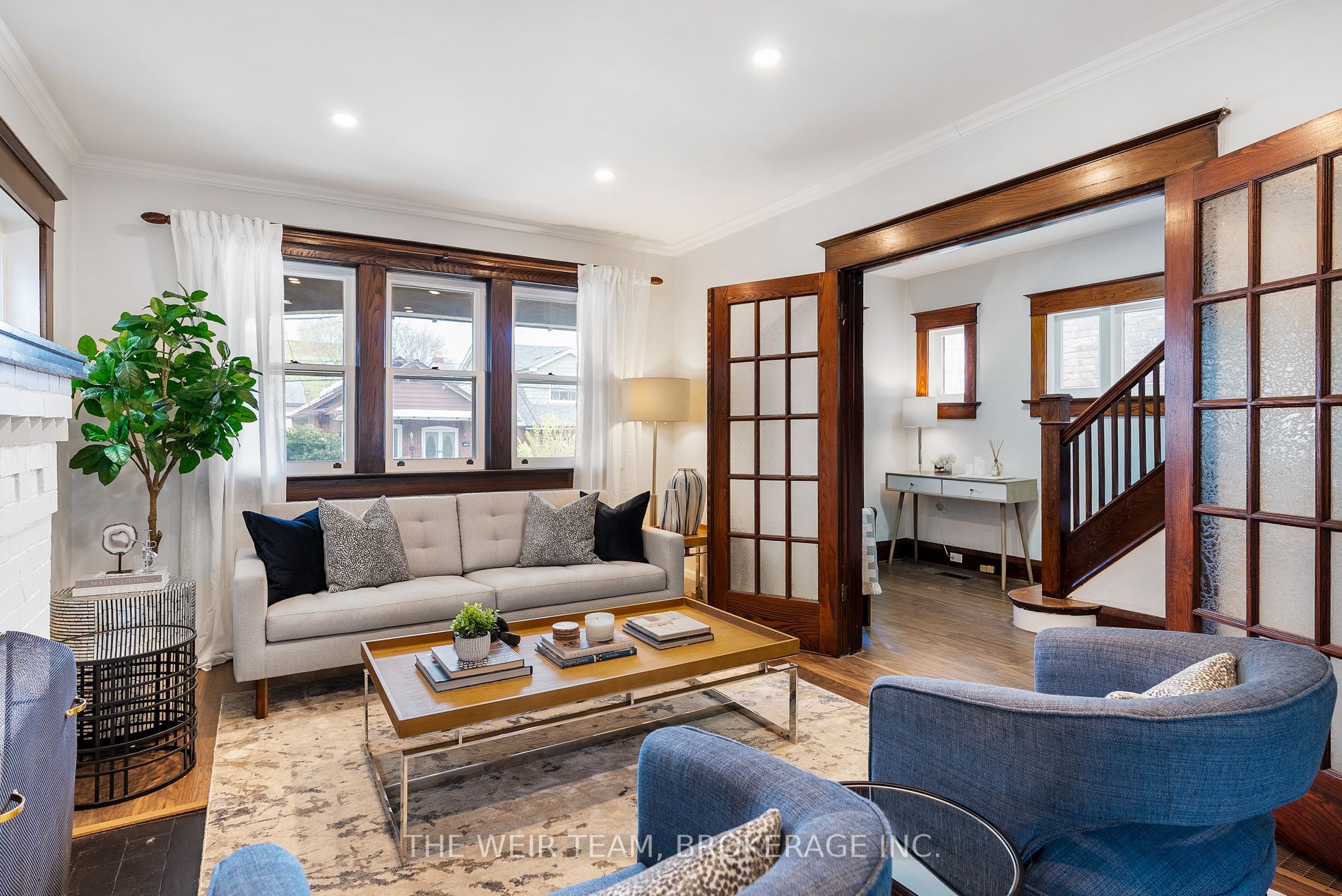 25 Oak Park Avenue