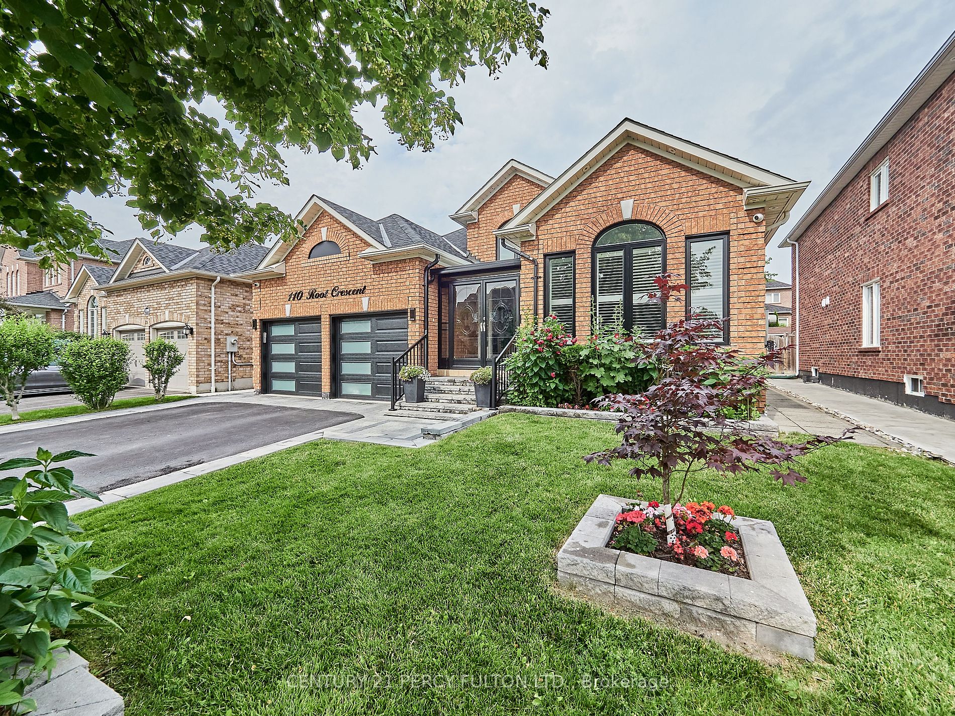 110 Root Cres
