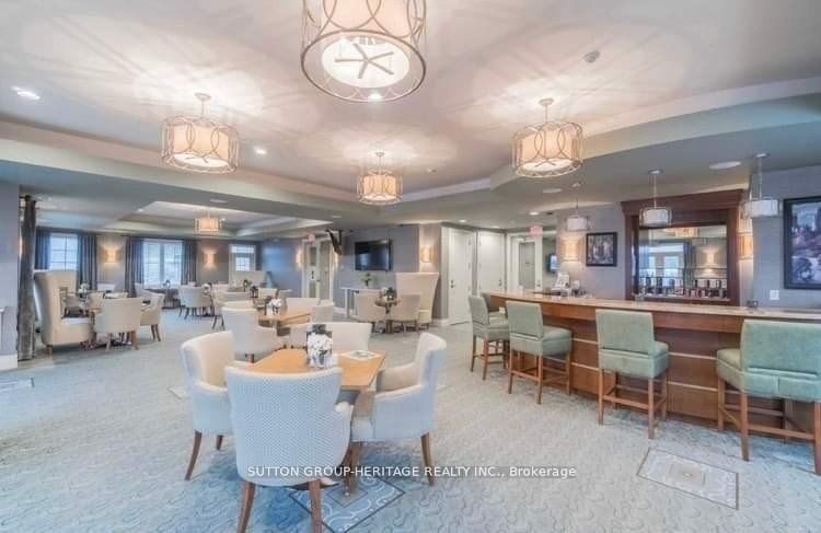 70 Shipway Avenue W, #301