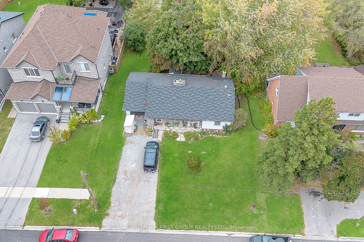 8 Grayson Rd