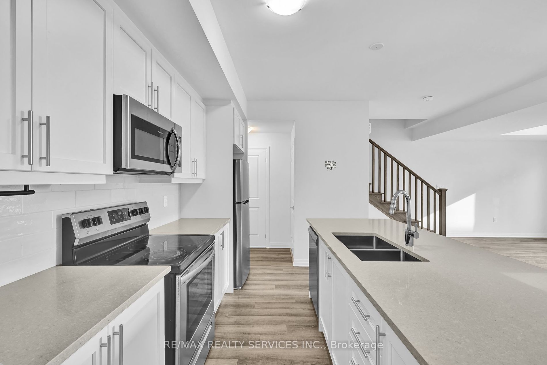 1034 Reflection Place, #406