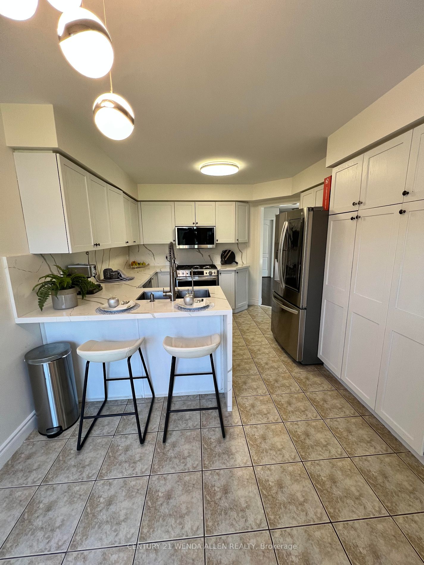 10 Harmer Dr