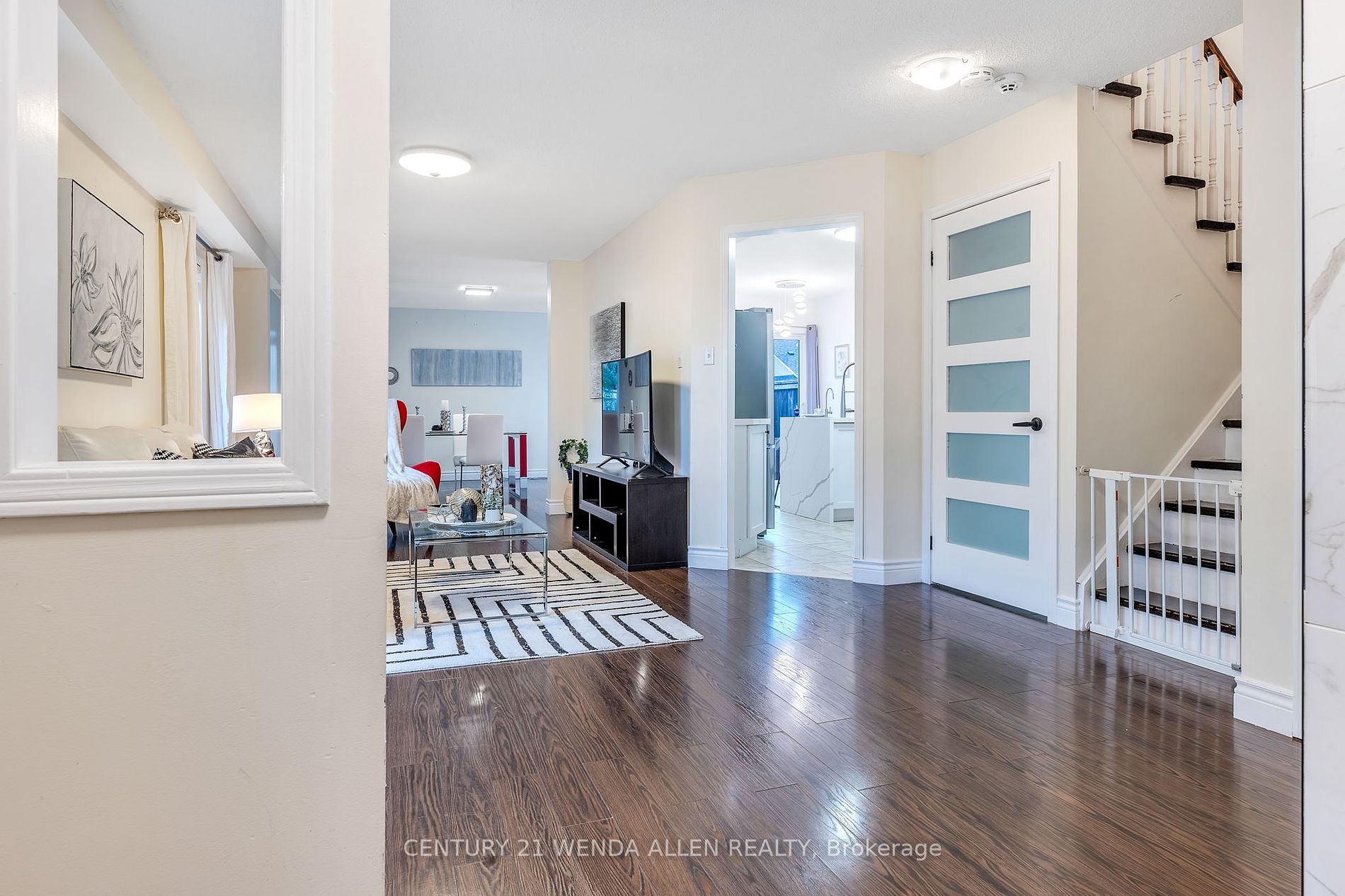 10 Harmer Dr