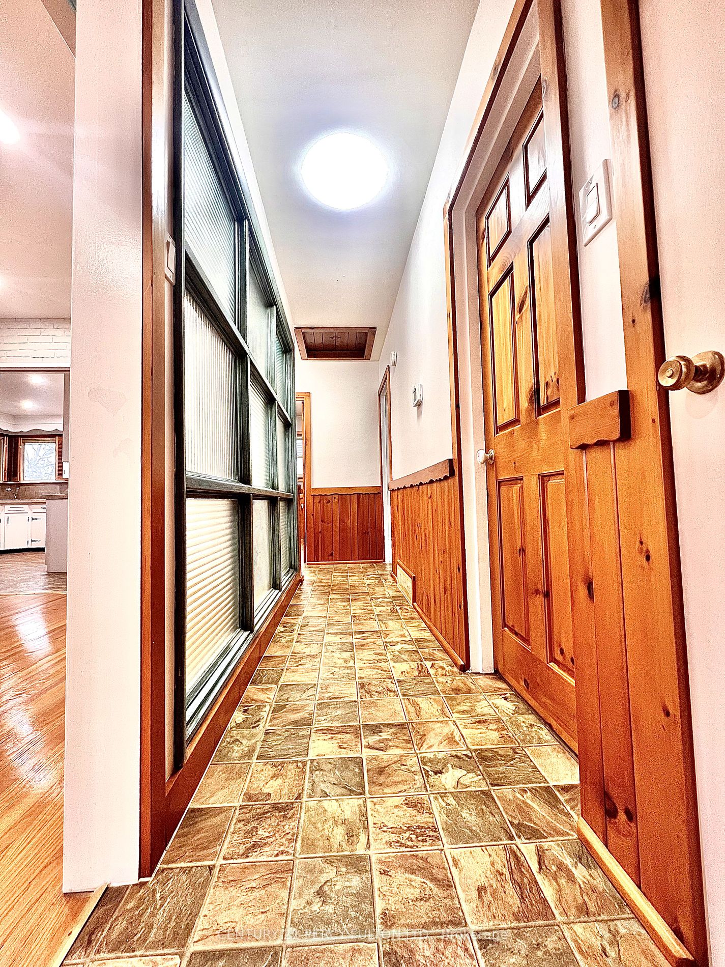 27 Willow Park Dr