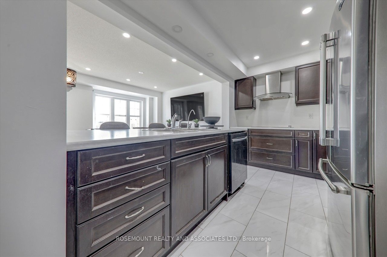 2513 Fall Harvest Crescent