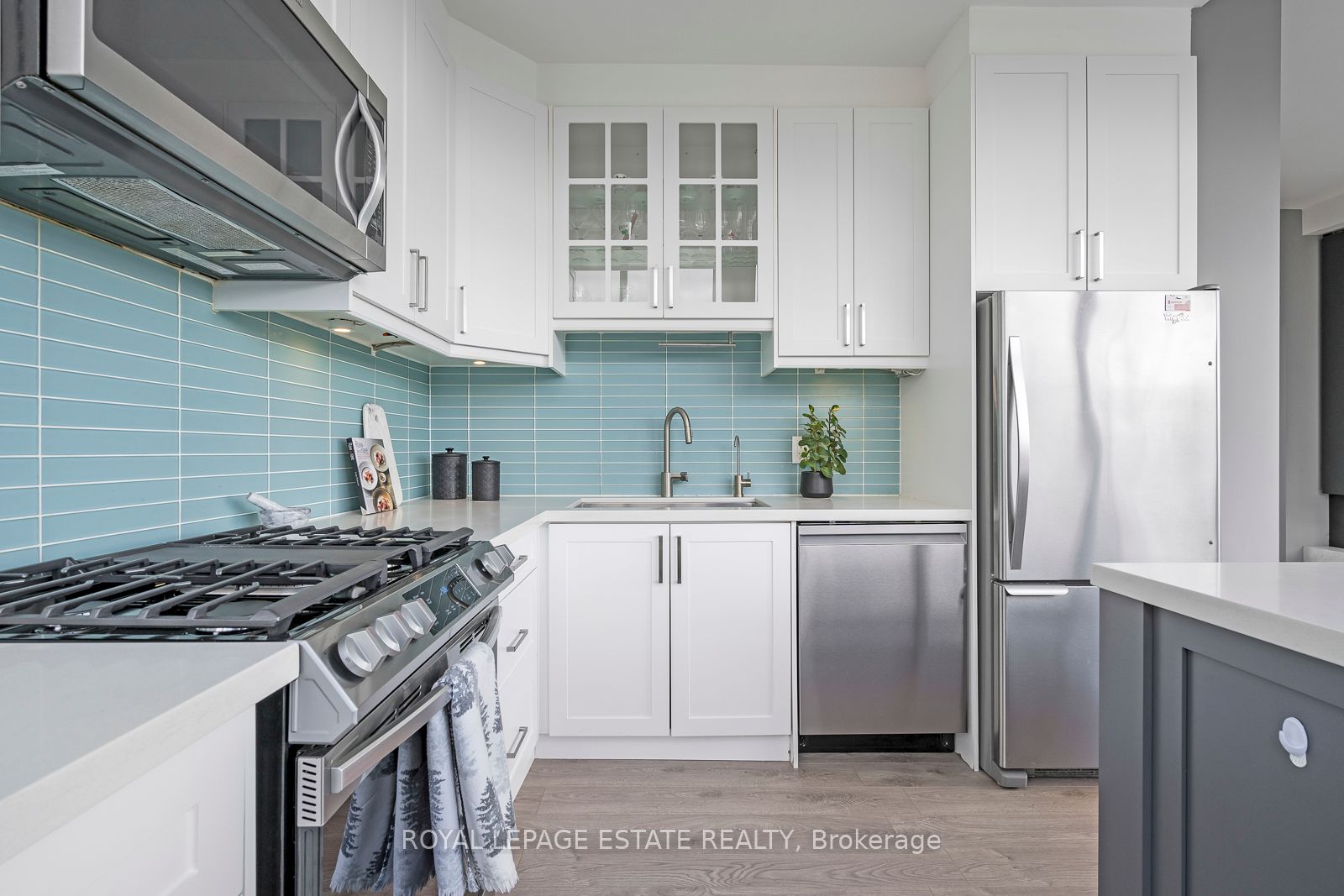 1003 Queen Street E, #401