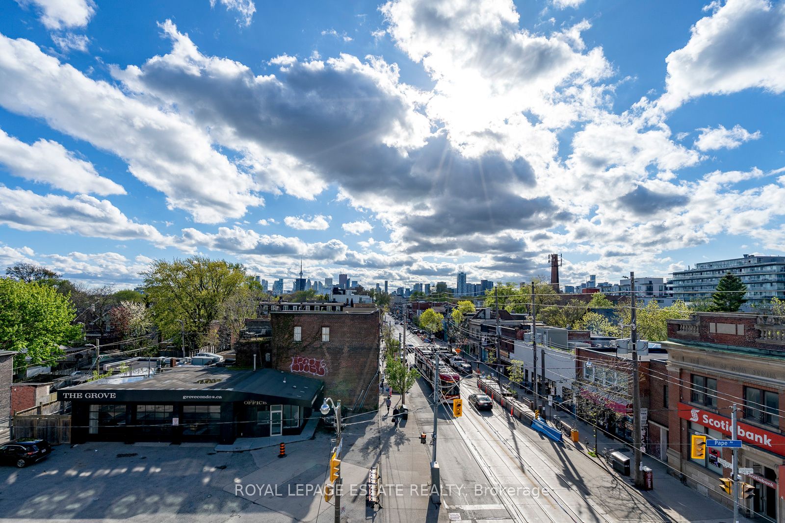 1003 Queen Street E, #401