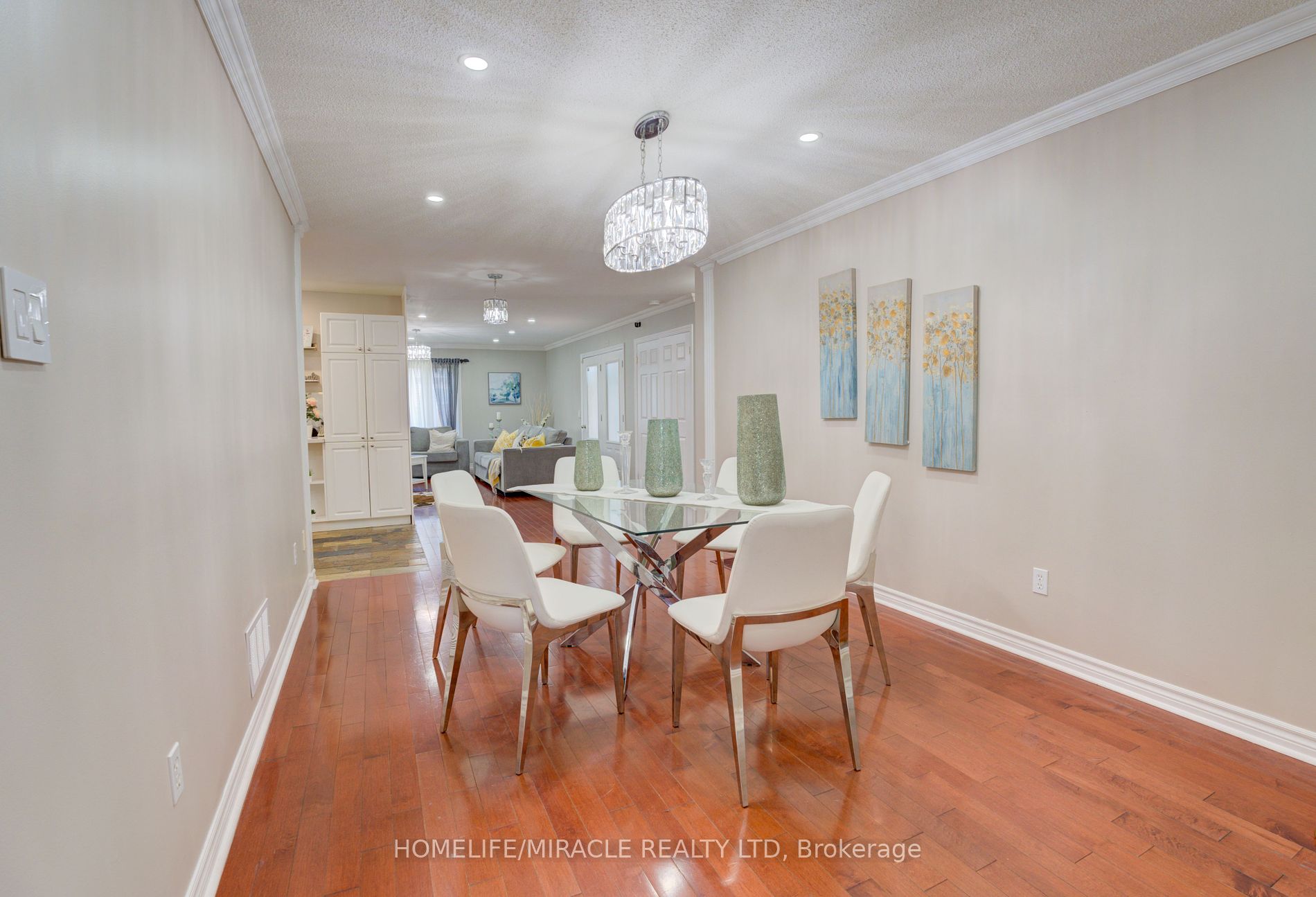 113 Meadowview Blvd