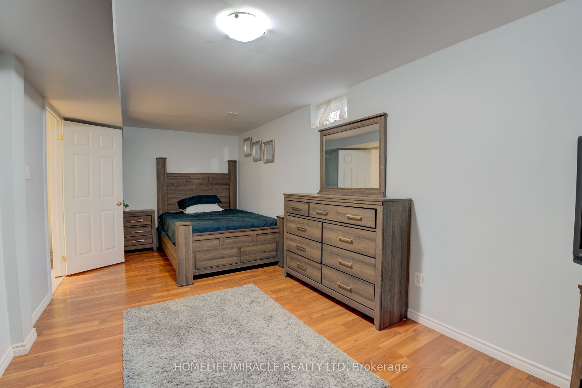 113 Meadowview Blvd