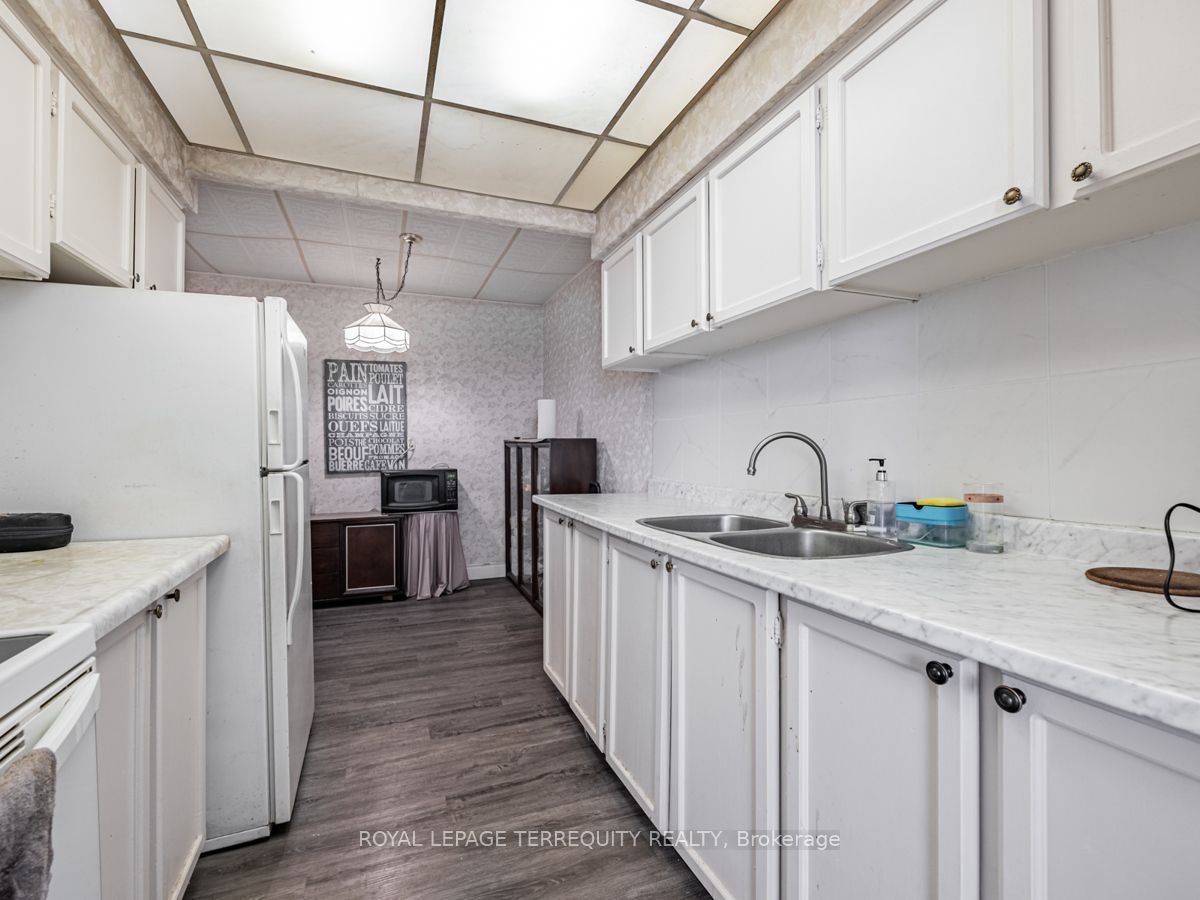 3420 EGLINTON Avenue E, #505