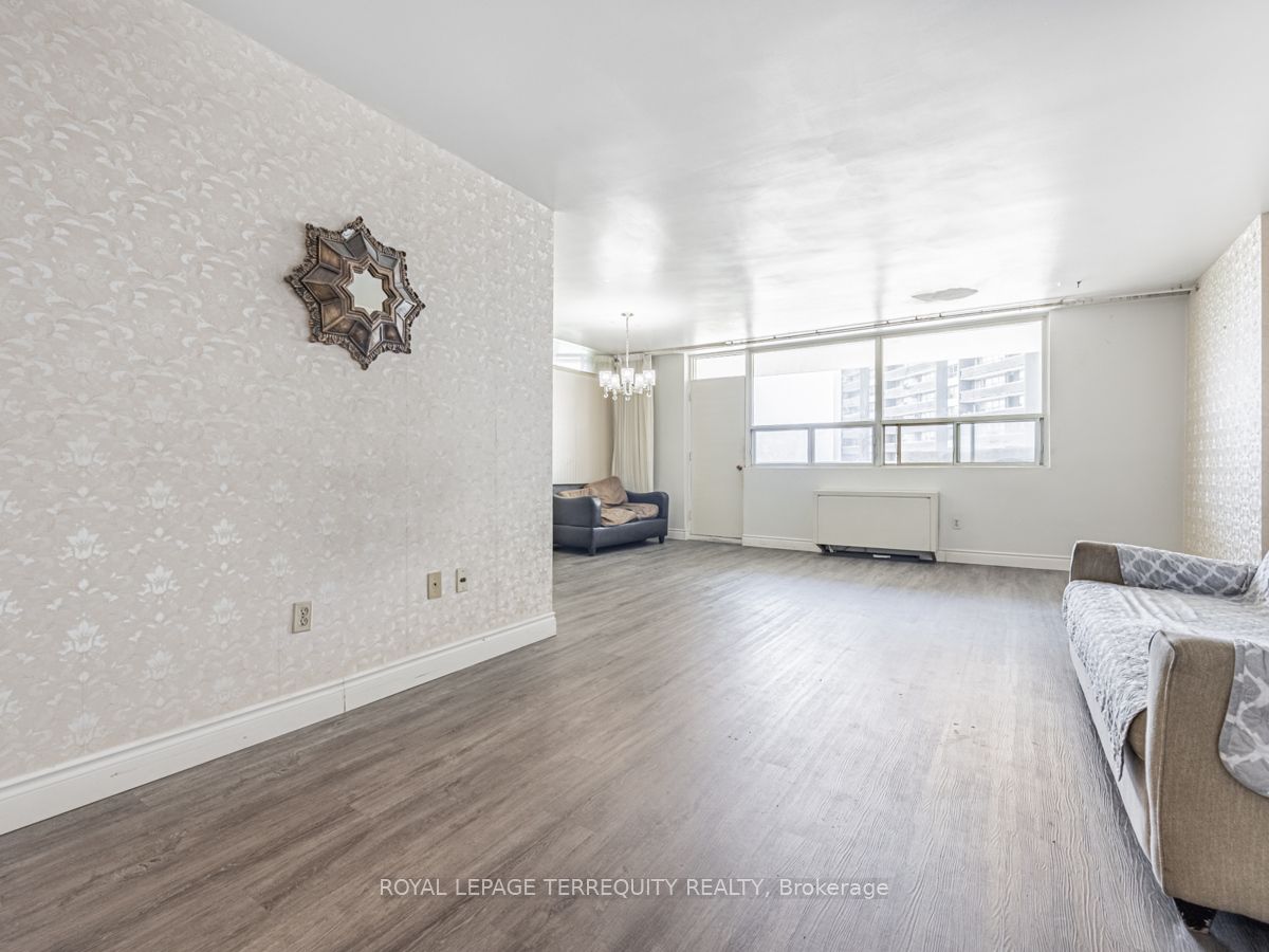 3420 EGLINTON Avenue E, #505