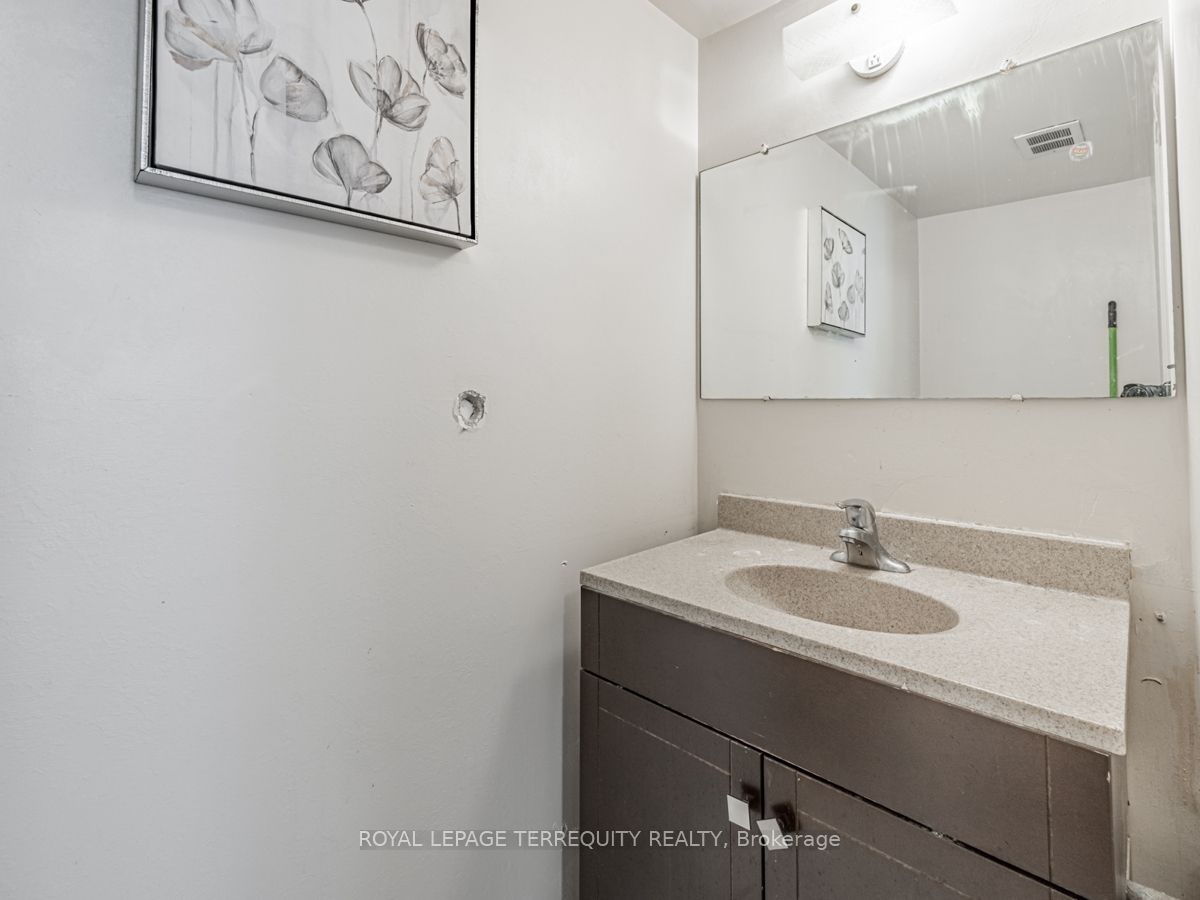 3420 EGLINTON Avenue E, #505