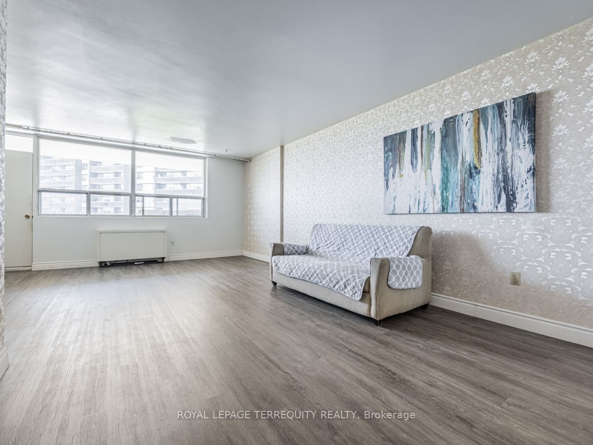 3420 EGLINTON Avenue E, #505