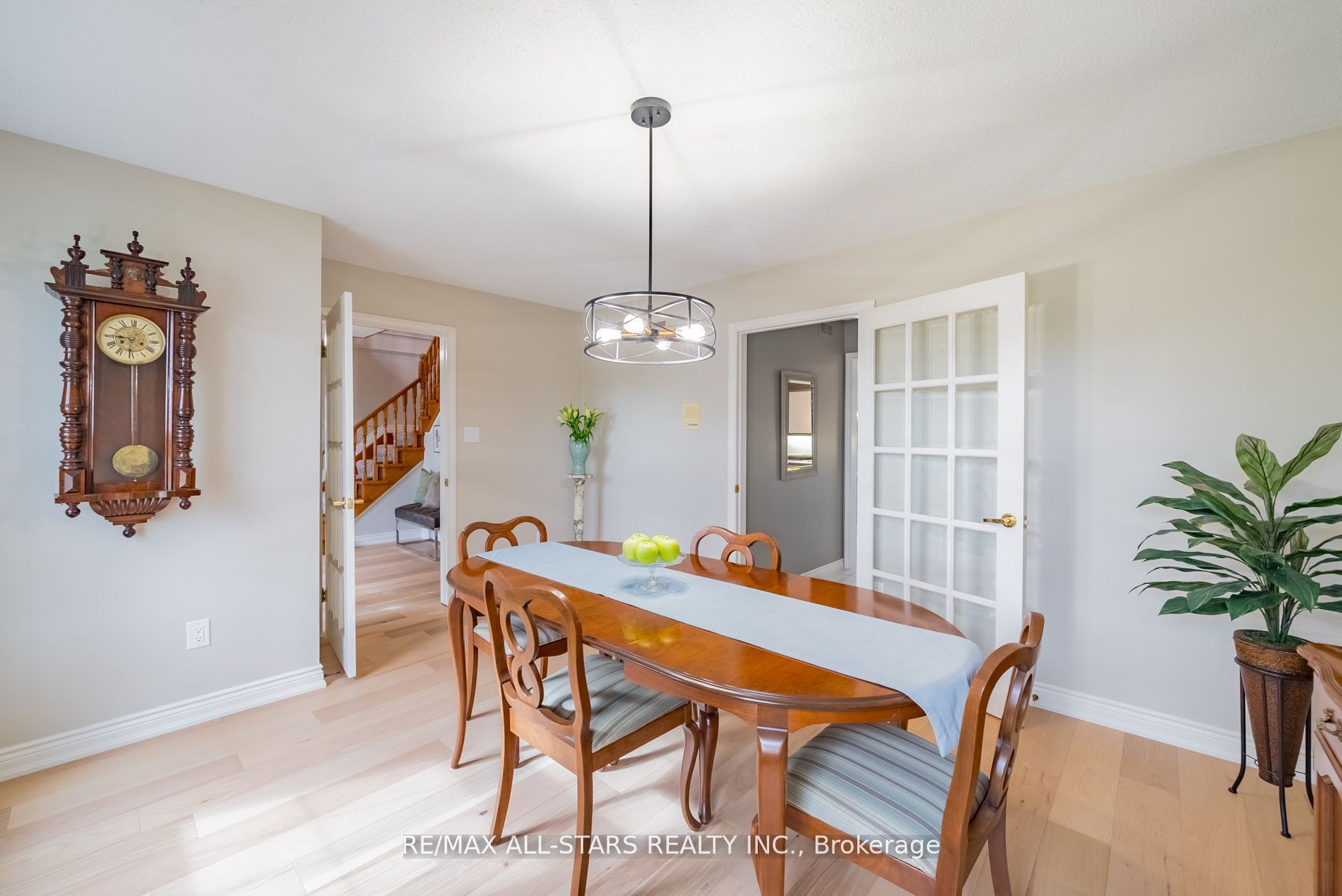 276 Union Ave