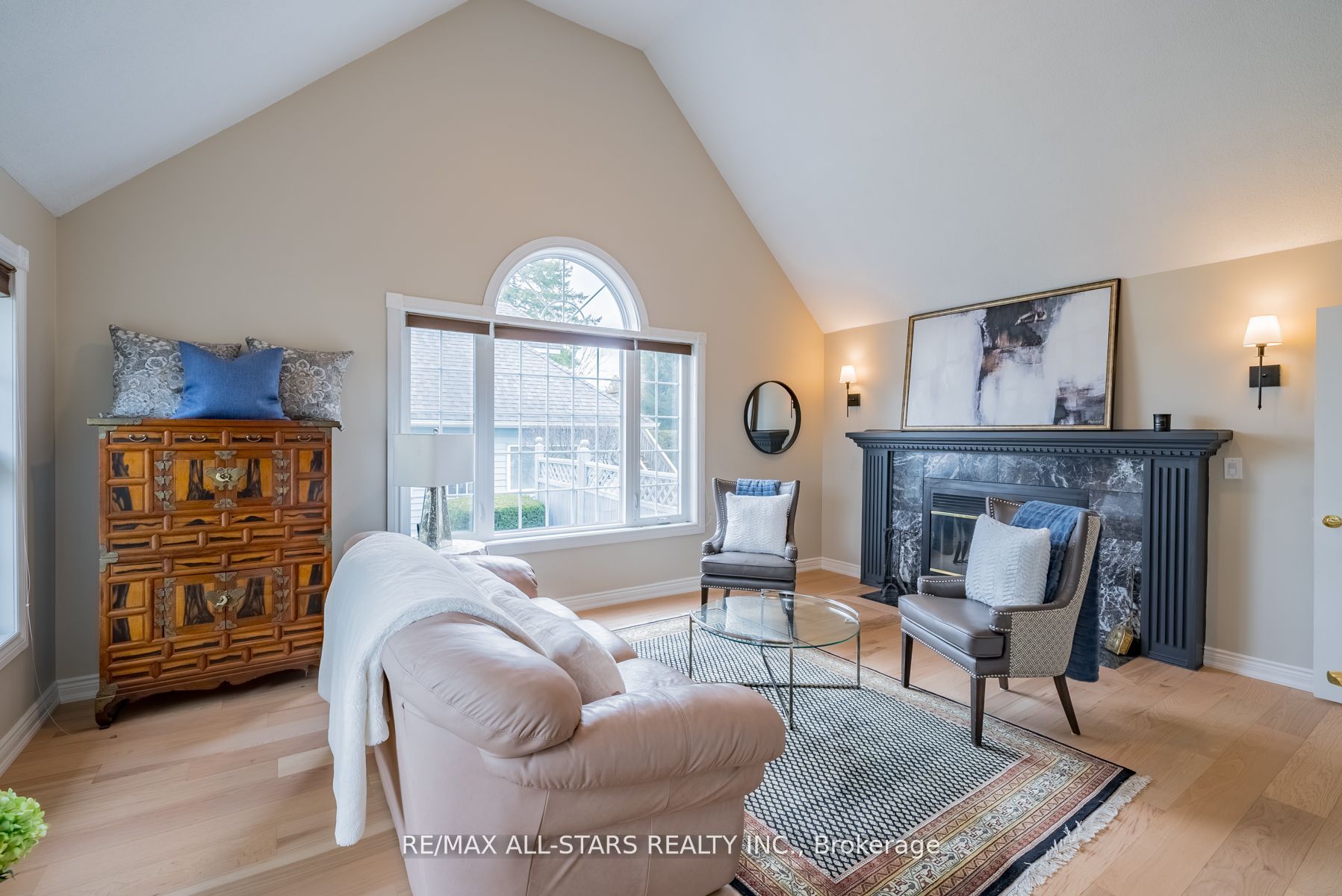 276 Union Ave