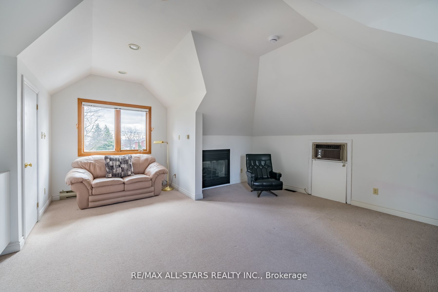 276 Union Ave