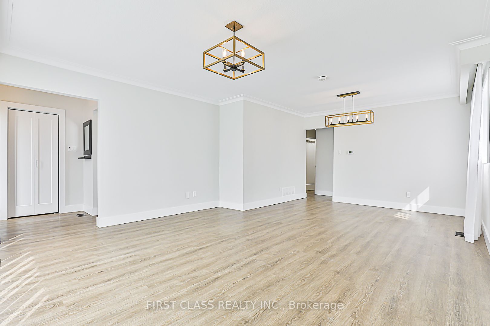24 Fintona Ave