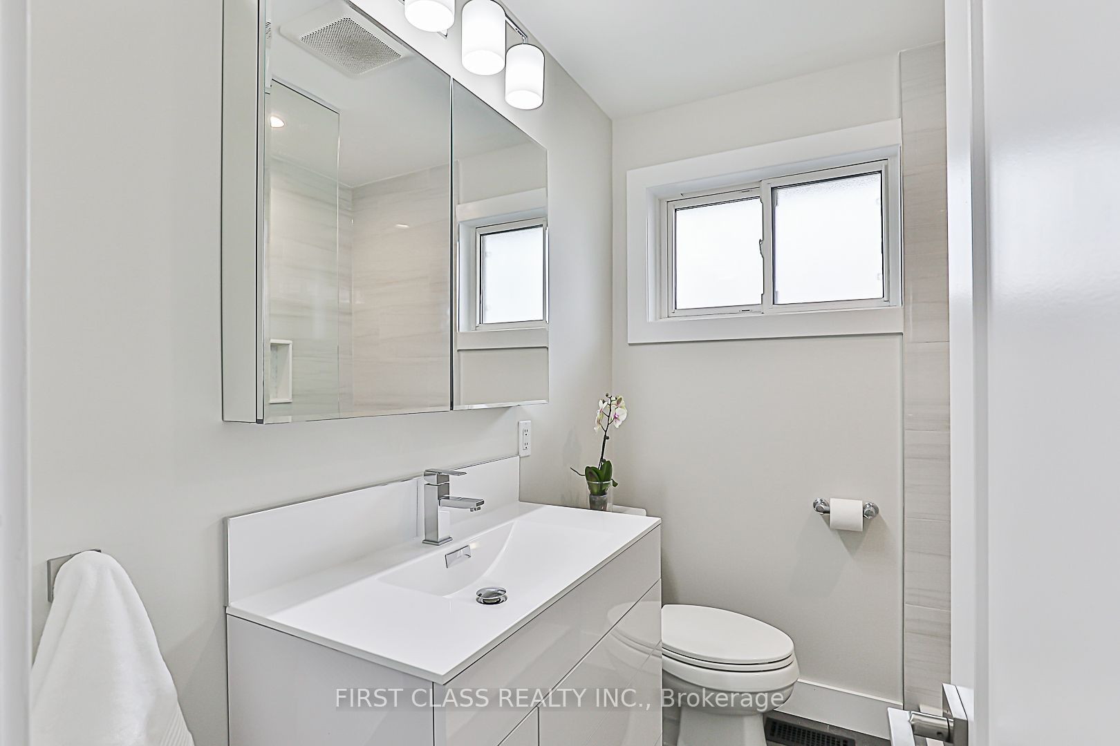 24 Fintona Ave