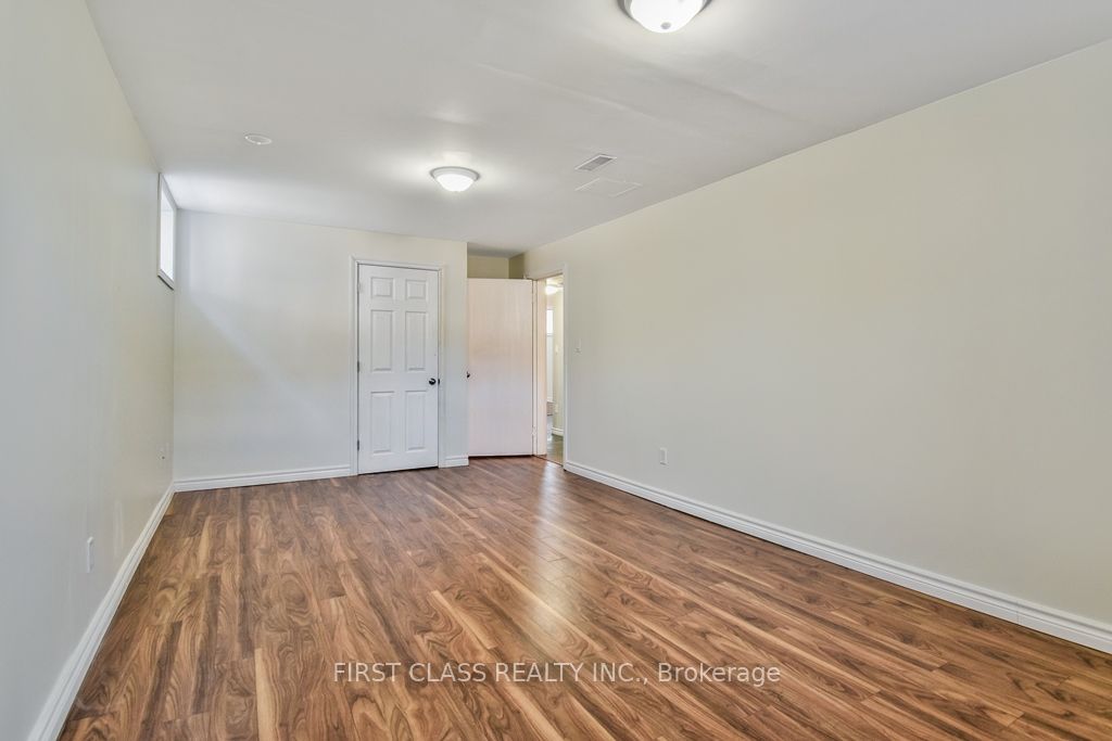 24 Fintona Ave