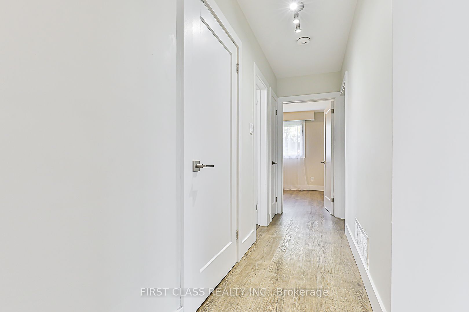 24 Fintona Ave