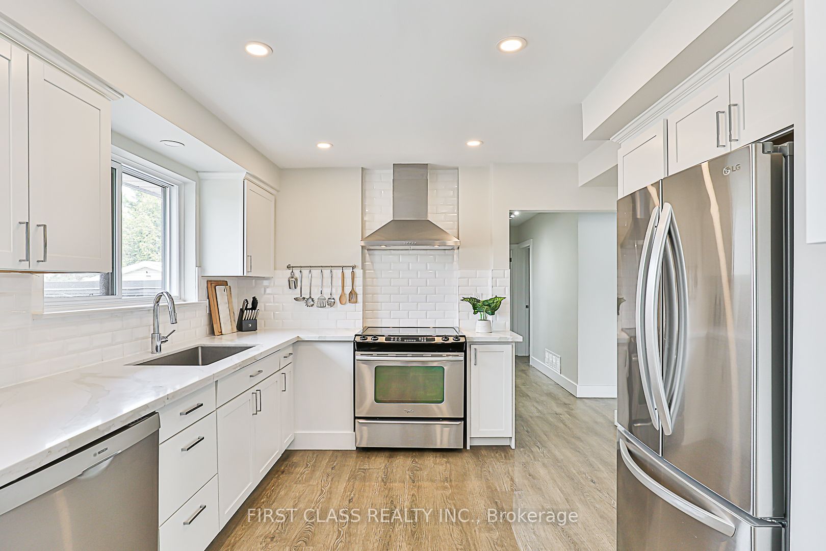 24 Fintona Ave