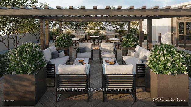 10 Meadowglen Place #201
