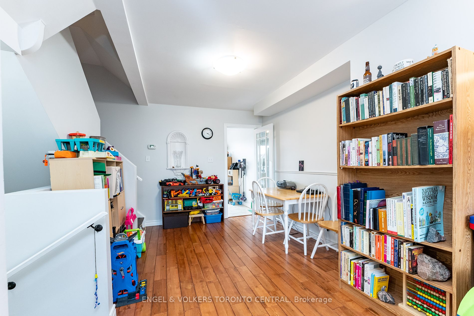 6 Cumberland Lane, #3