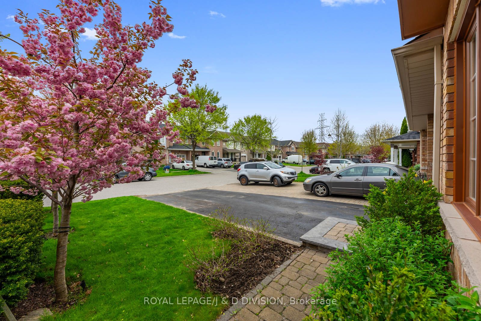 741 Craighurst Court