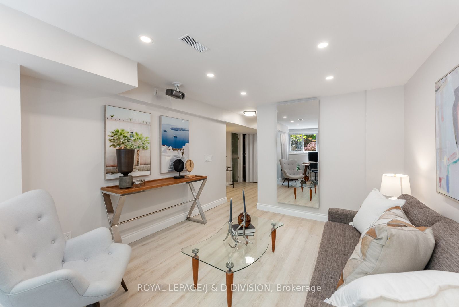 741 Craighurst Court