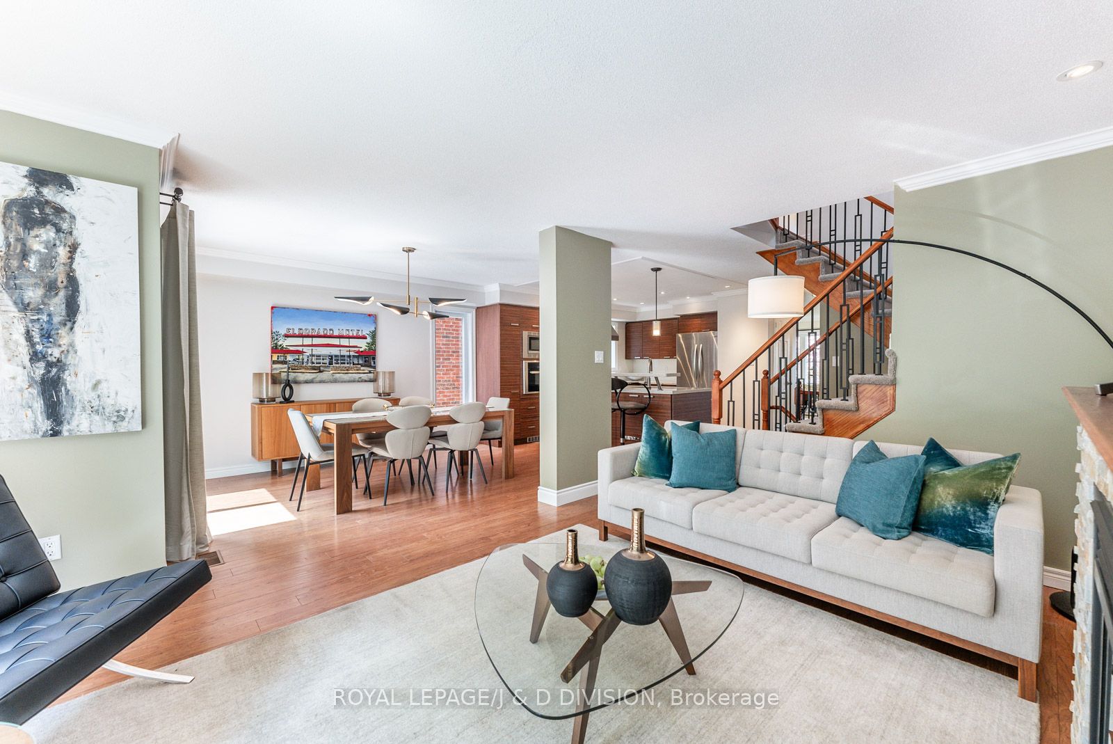 741 Craighurst Court