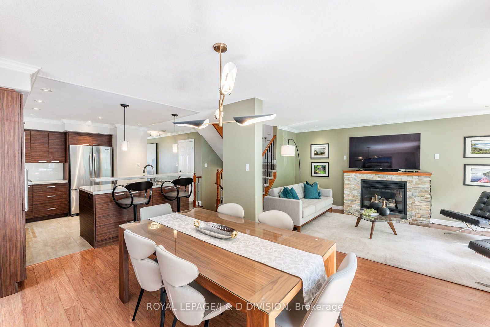 741 Craighurst Court