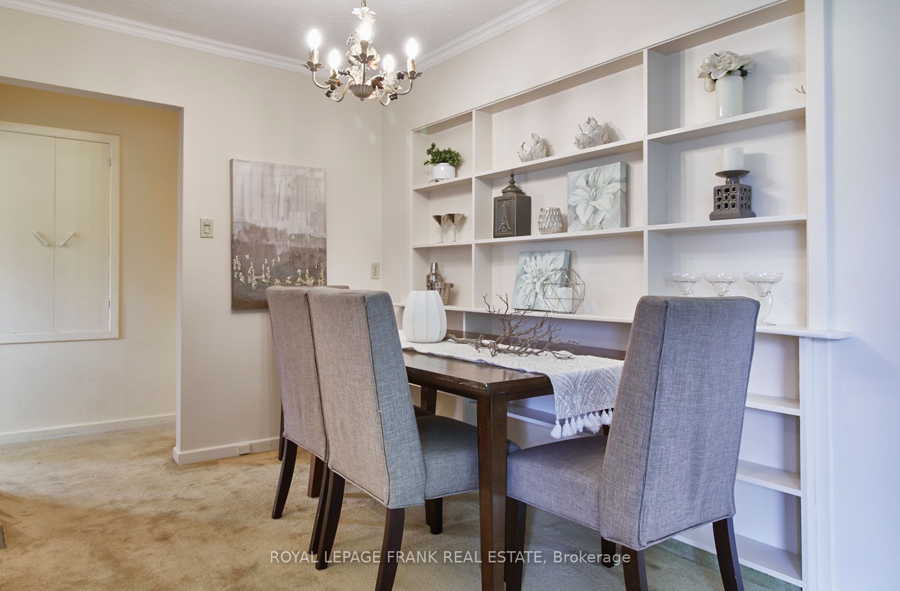 103 John Street W