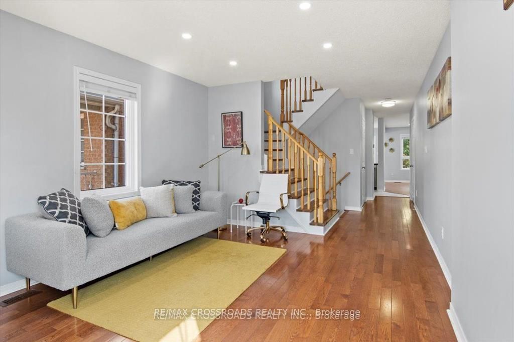 125 Lady May Dr