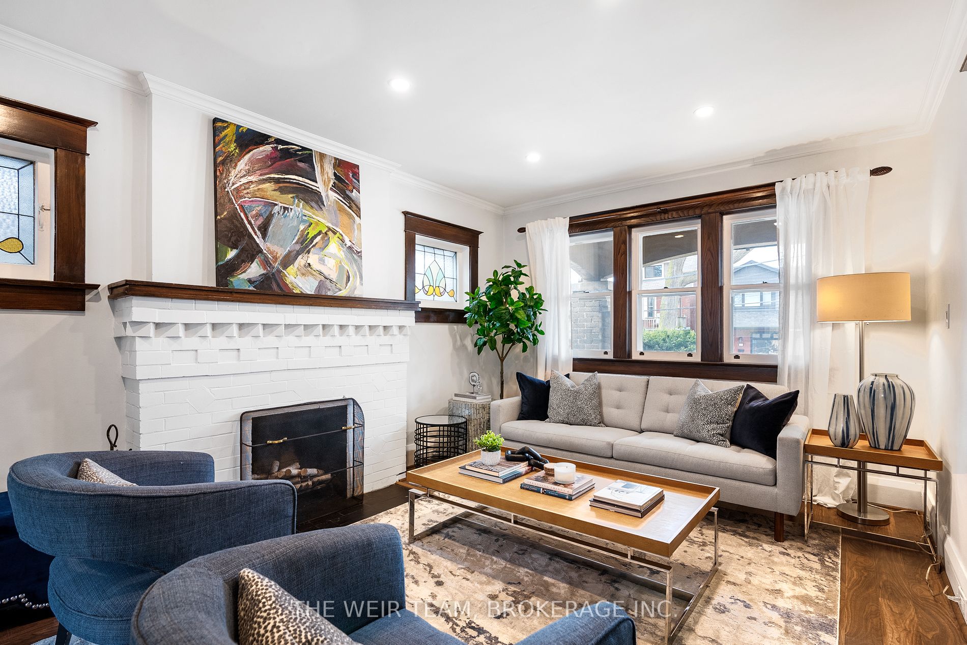 25 Oak Park Avenue
