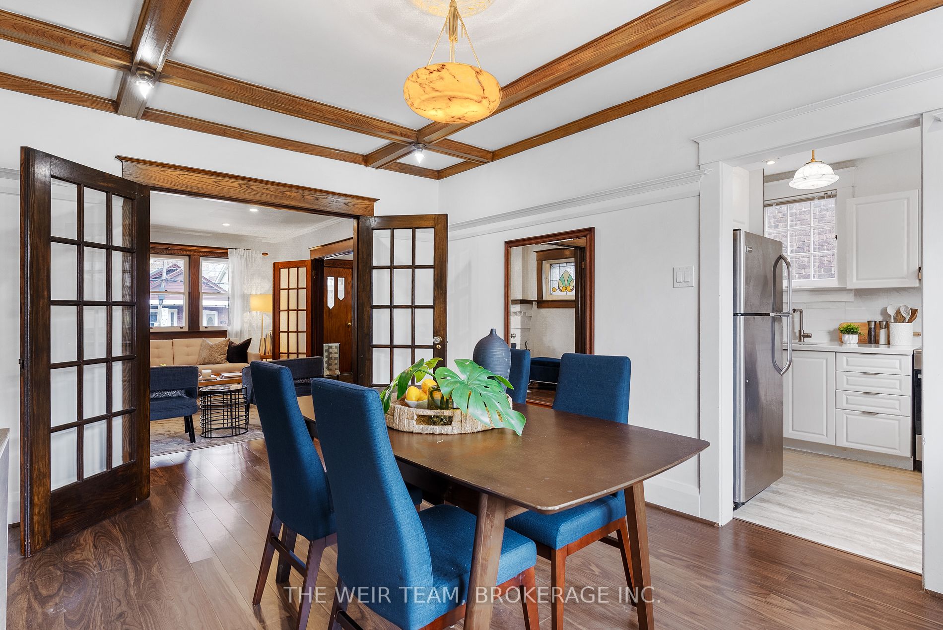 25 Oak Park Avenue